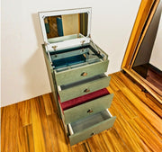 Radiance Vanity - Stylish vanity for modern grooming.