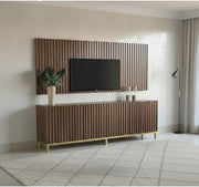 Ivara – A Fluted Console that Embodies Modern Grace and Architectural Charm.