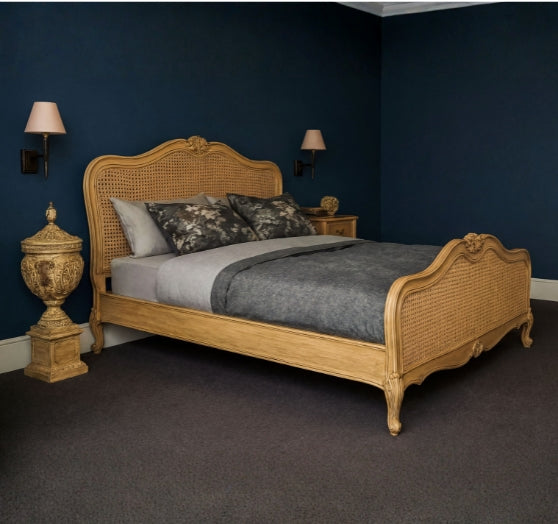 Cresta – A Double Bed Designed for Supreme Comfort and Modern Sophistication.